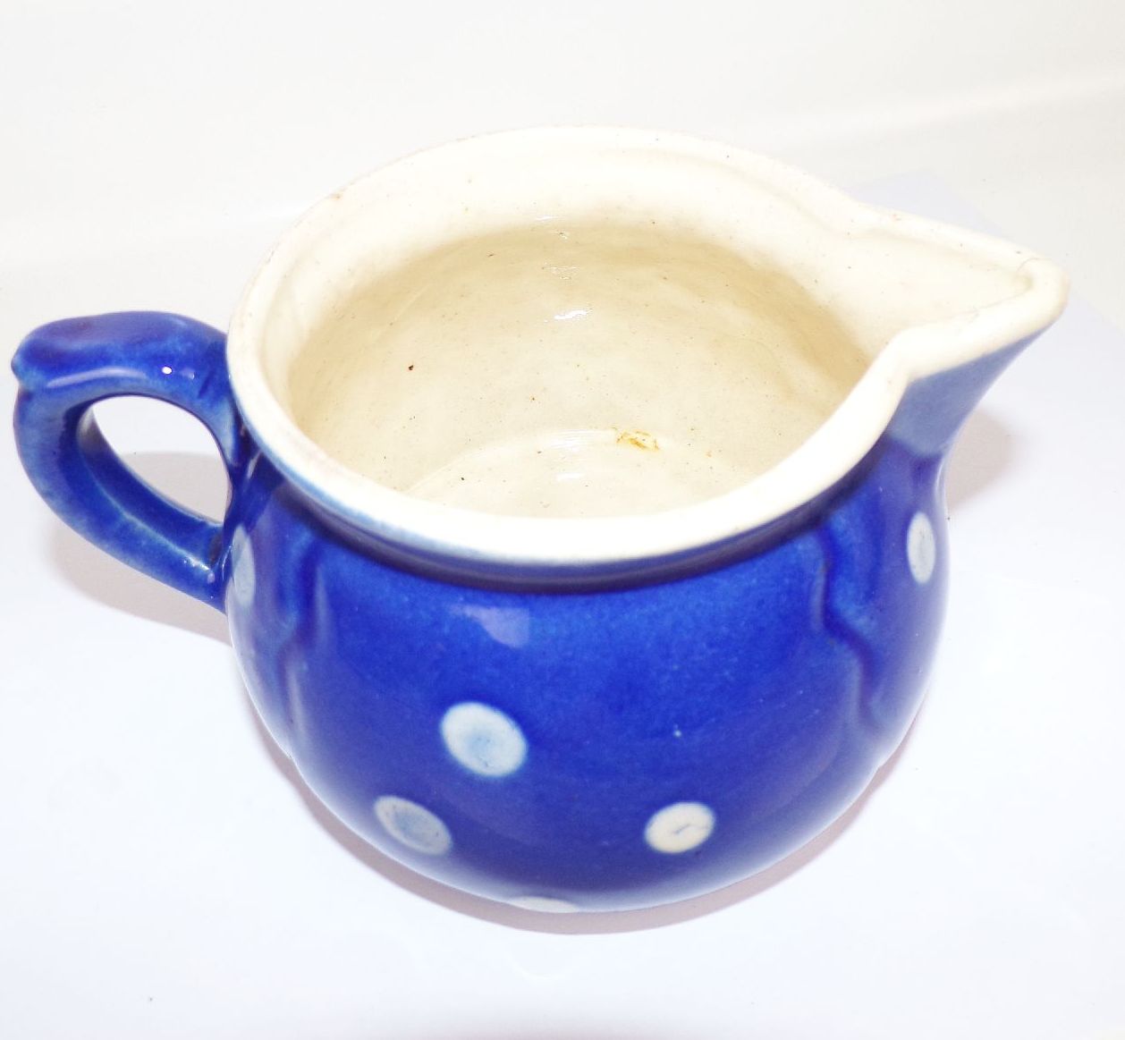 Alter Keramik Krug Milchkanne Blau Weiße Punkte Deko