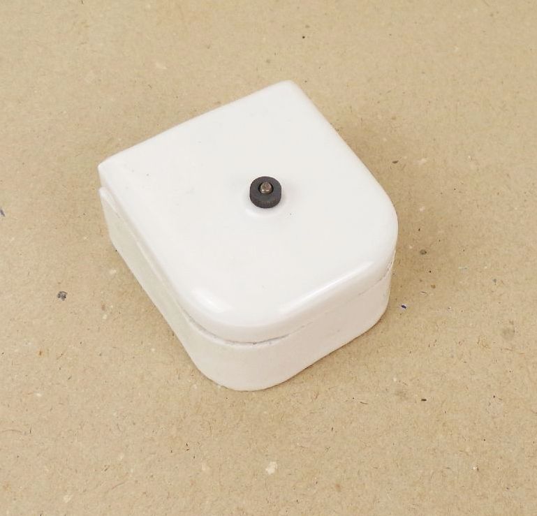 Alte Verteilerdose aus Porzellan Stromverteiler Elektrik true Vintage