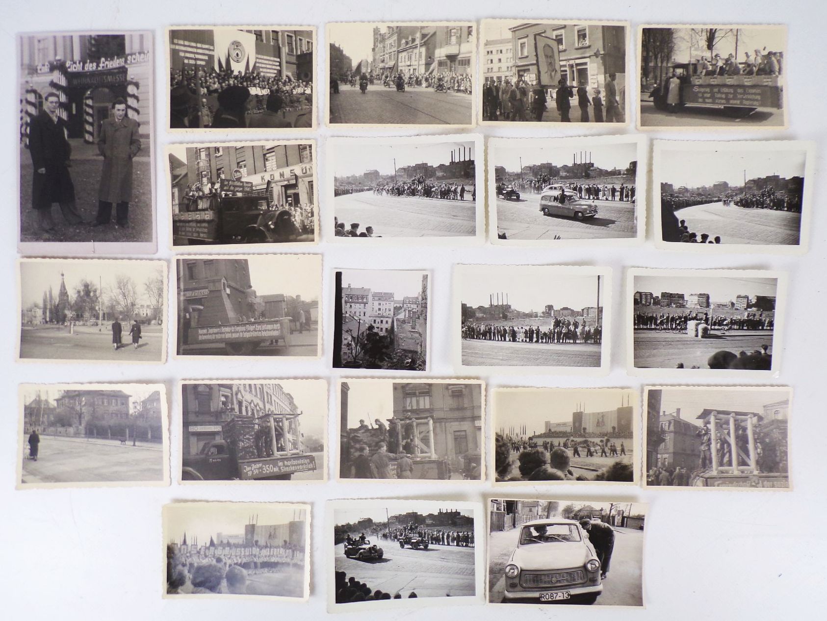 Konvolut Fotos Dresden Radrennen 1955 Sozialisten Banner Vintage DDR 