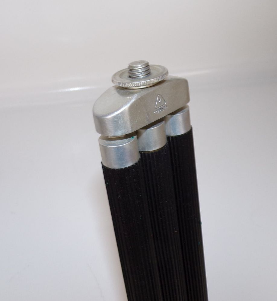 Altes Fotostativ DDR Dreibein Stativ Etui Altes Fotostativ DDR Dreibein Stativ Etui