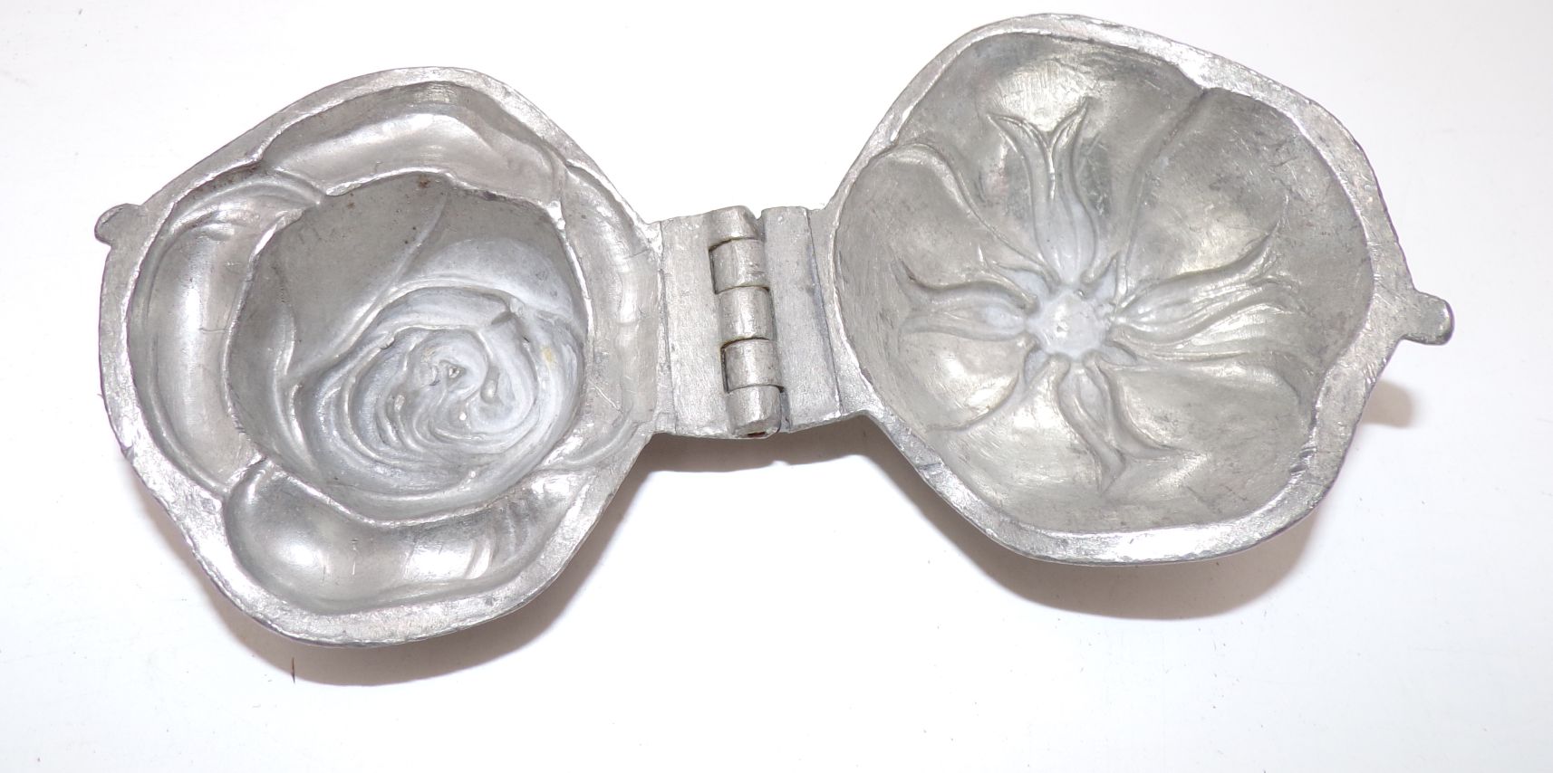 Alte Rose Form Marzipanform Zinn für Torten Pralinen Schokolade Eis Konditor
