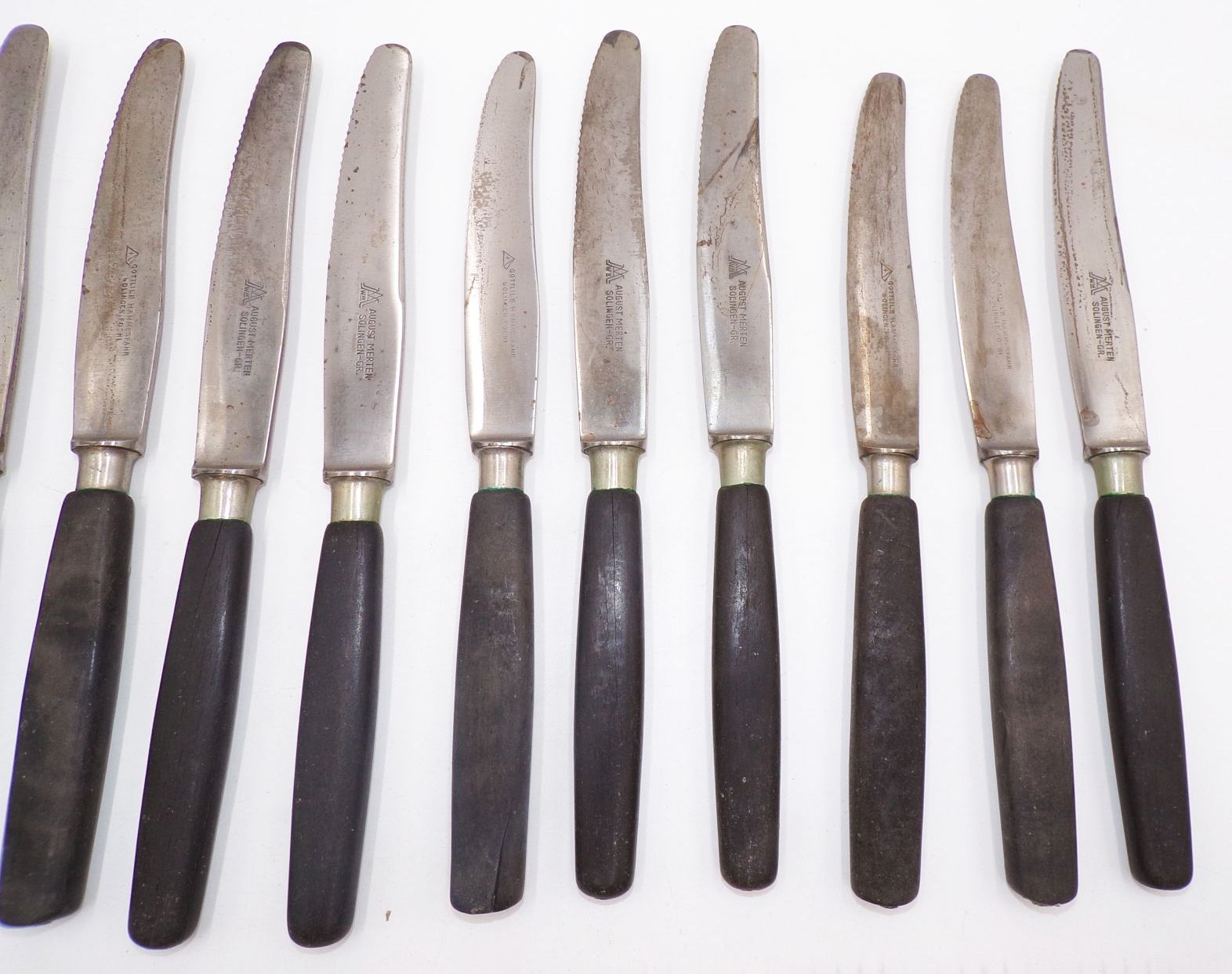 Altes Besteck Holzgriff Schwarz Antik Ersatzteile 24 Teile Messer Gabel Altes Besteck Holzgriff Schwarz Antik Ersatzteile 24 Teile Messer Gabel