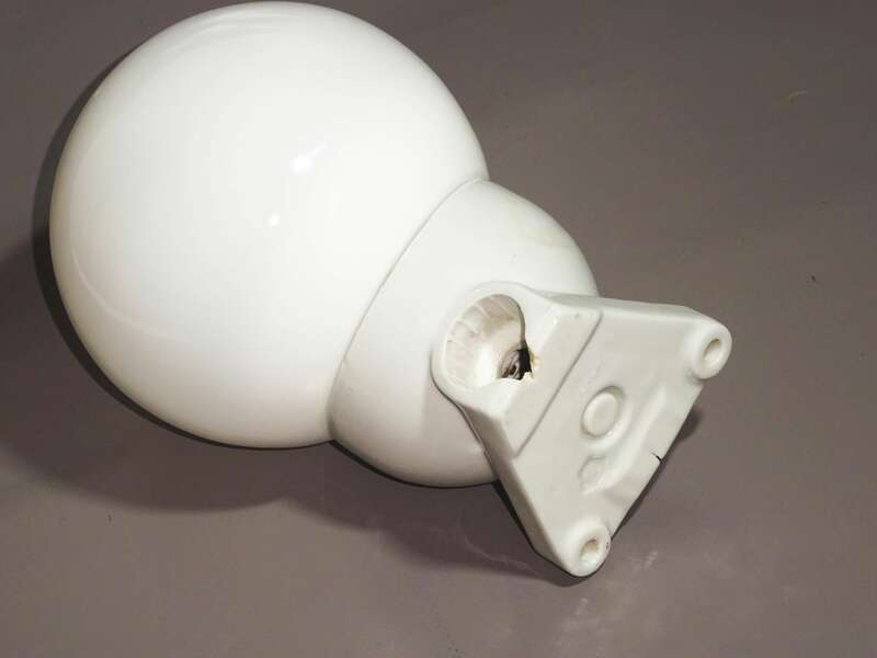Alte Kugellampe E27 Deckenlampe Weiss Porzellan Glas Industriedesign