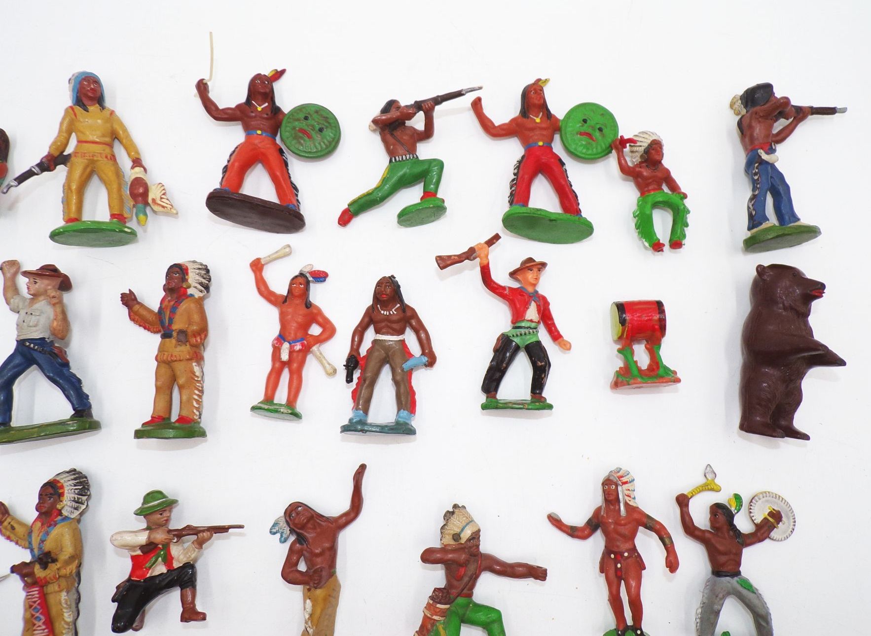 Indianer Cowboys DDR 50 Stück Bär Wildwest Sammlung 