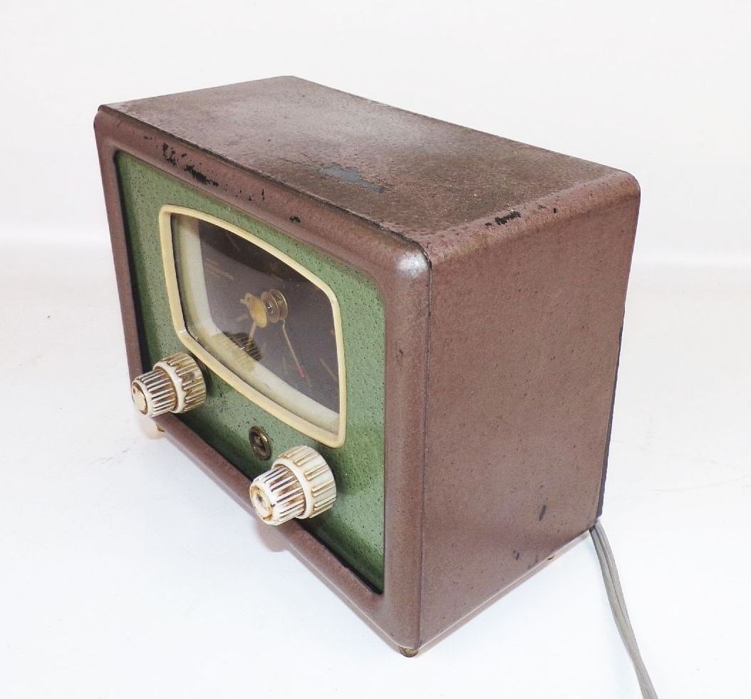 DDR Radio Schaltuhr VEB Feinmechanik Sonneberg Uhr Tischuhr Retro Vintage