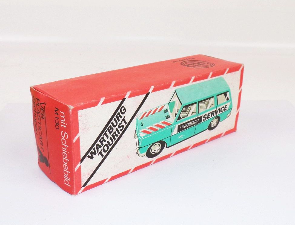 Plasticart Wartburg hellgrün mit Originalkarton DDR Spielzeug
