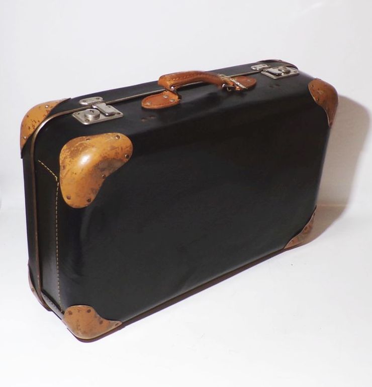 Alter Koffer mit Schlüssel Reisekoffer vintage deko