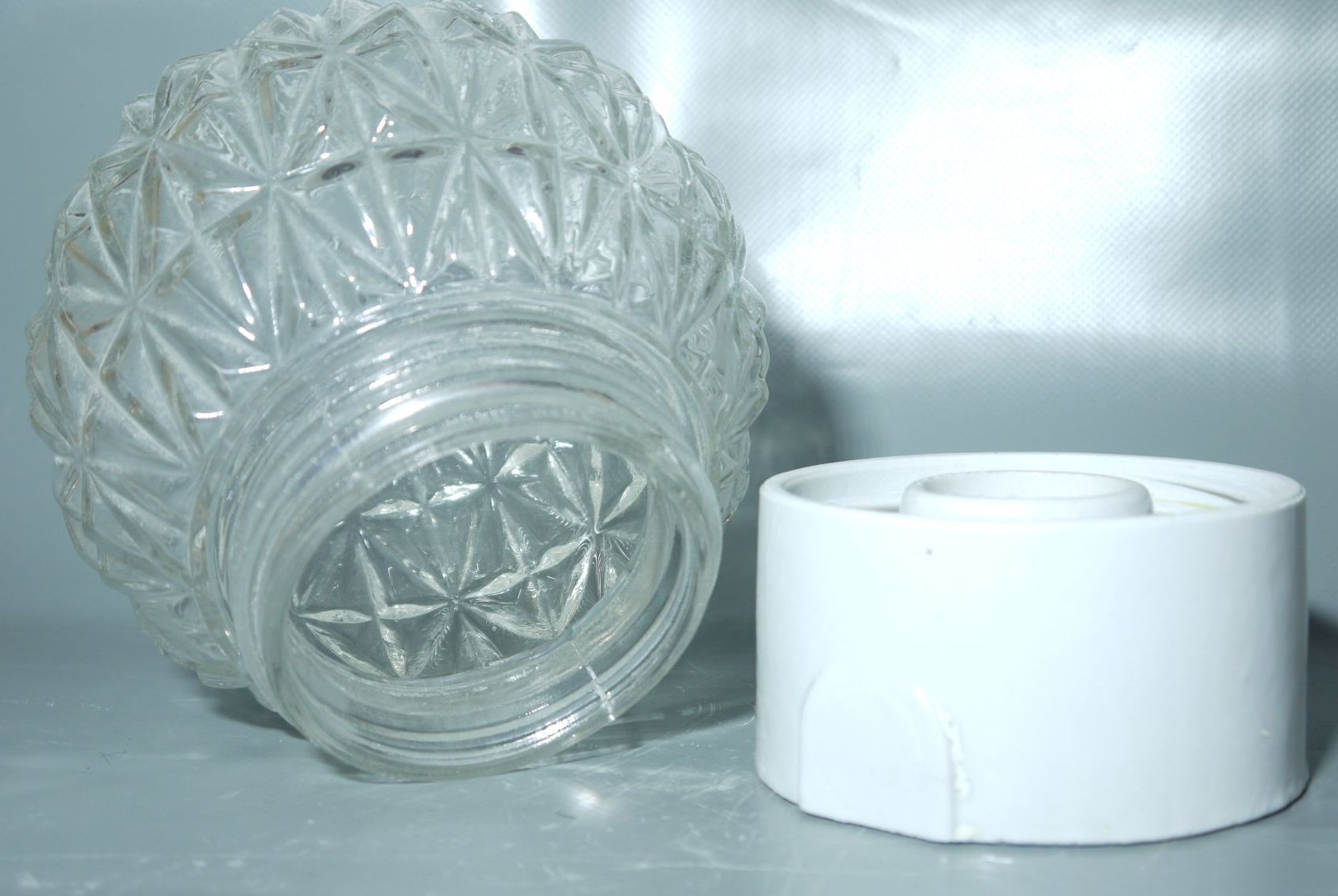 Alte Deckenlampe DDR Dekor Ausführung Kellerlampe Glas Lampe