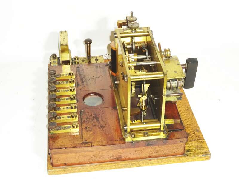 Morsetelegraph W Gurlt Berlin um 1880 Morseapparat Morsegerät Schreibtelegraph 