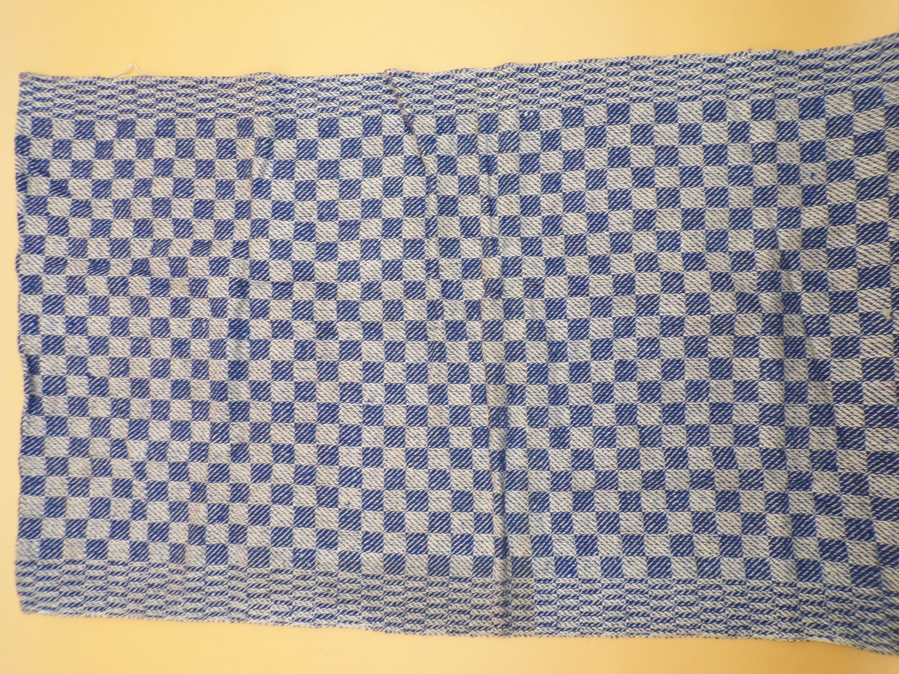 Altes Grubentuch blau weiss kariert DDR Werkstatt Tuch Vintage Handtuch