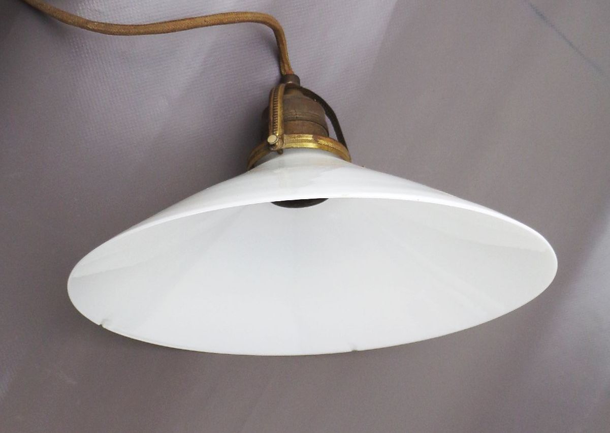 Alte Deckenleuchte Weiss E27 Pendellampe Opalglas Vintage