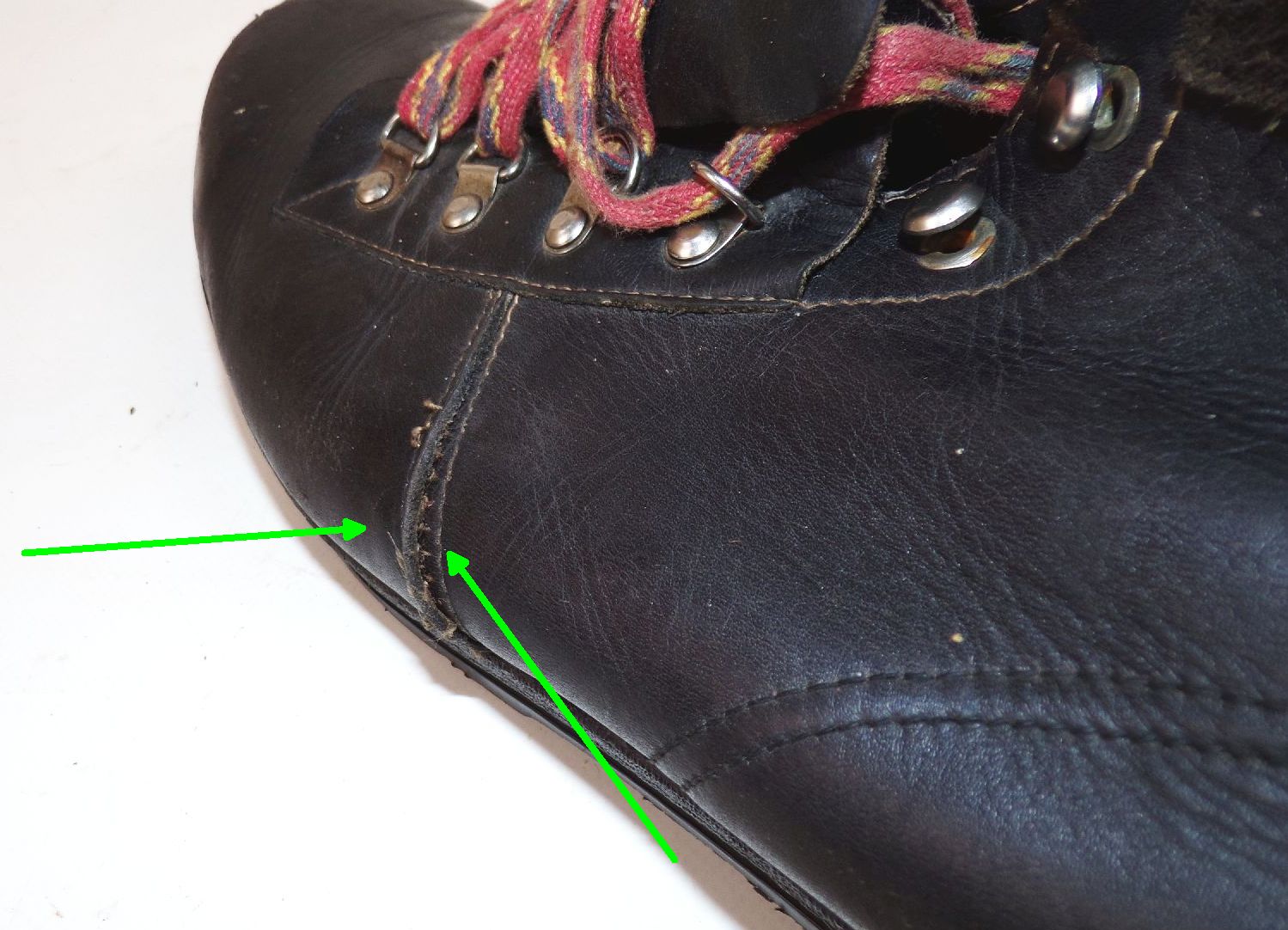 Tourist Schuhe Bergsteiger Schuhe Größe 42 schwarz Lederschuhe Wanderschuhe