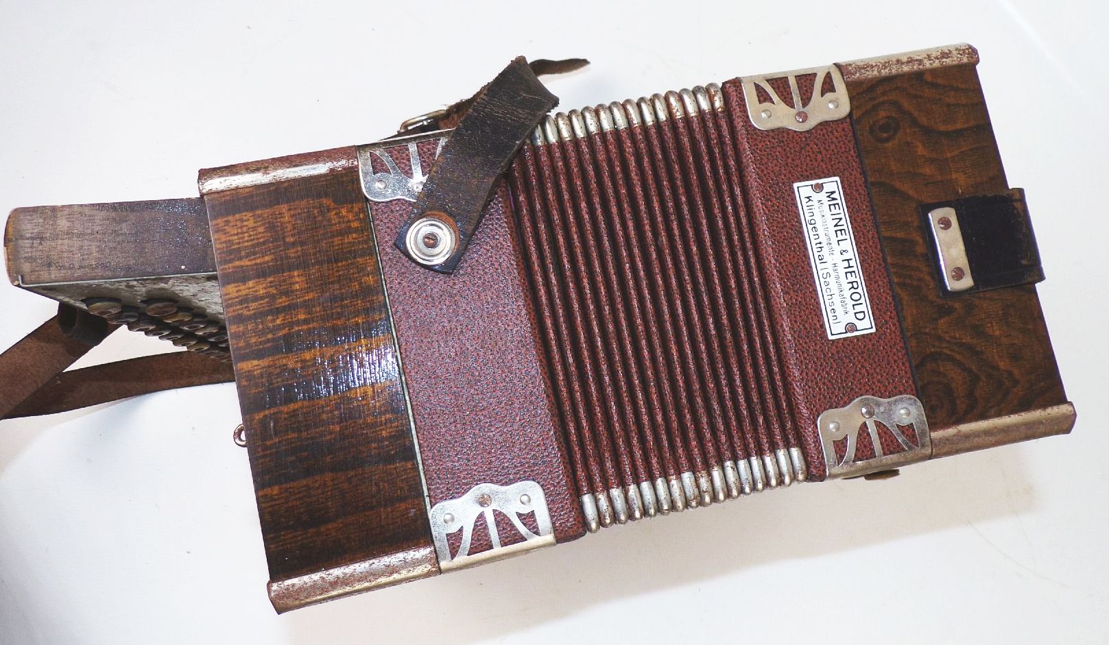 Altes Akkordeon Meinel und Herold Klingenthal Altes Akkordeon Meinel und Herold Klingenthal