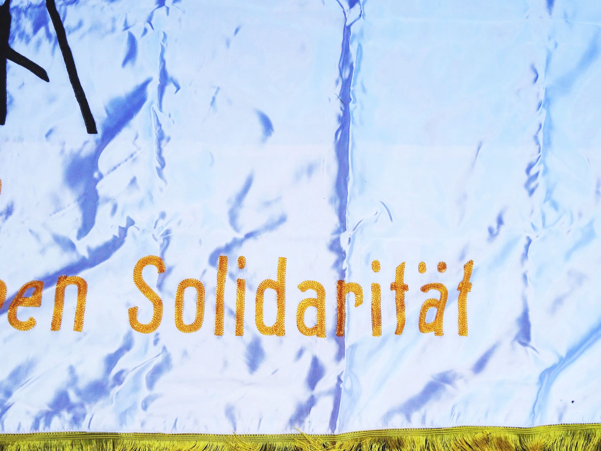 DDR Fahne Seide Ehrenbanner der antiimperialistischen Solidarität DDR Fahne Seide Ehrenbanner der antiimperialistischen Solidarität