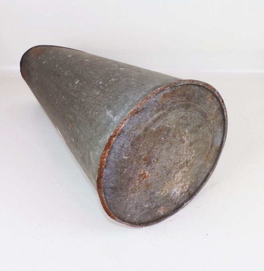 Alte Kohlenschütte Kohlen Behälter Briketteimer Zink Deko Kohlenschippe