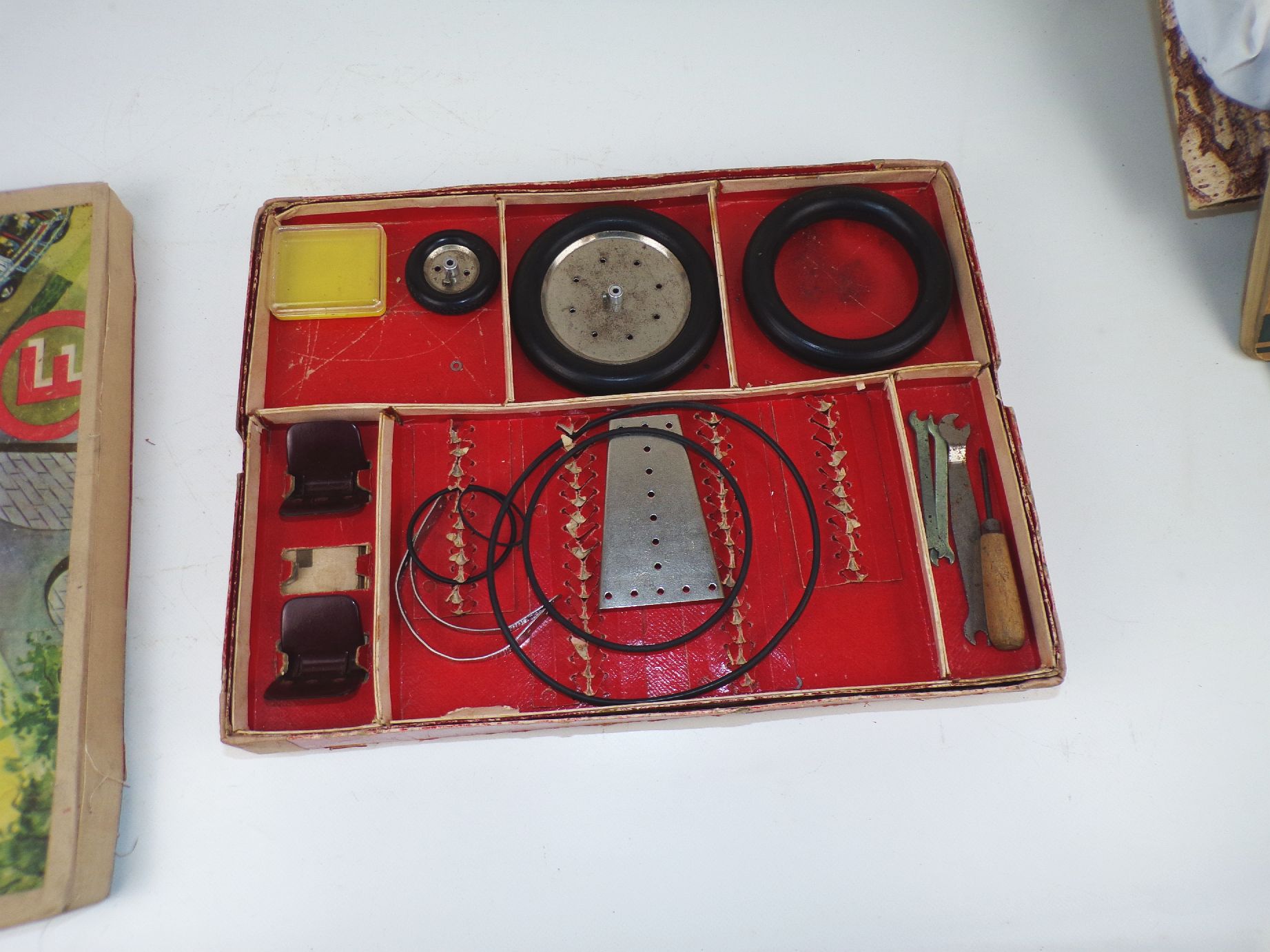 Alter Staba Fahrzeug Baukasten Metallbaukasten 