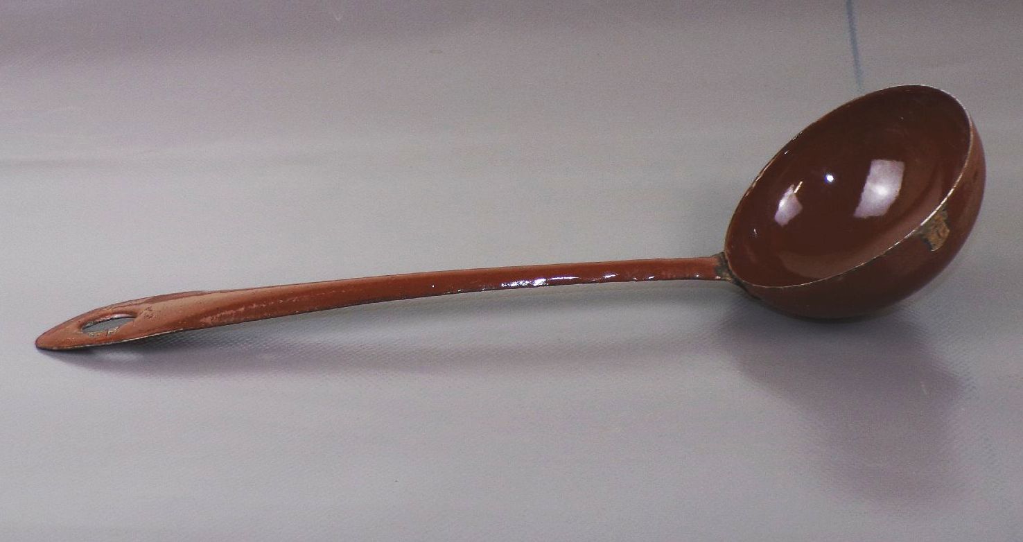Alte Schöpfkelle Emaille braun Kelle Deko Vintage email