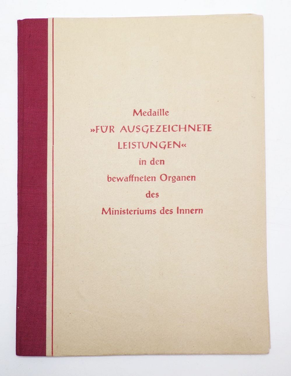 Urkunde Medaille ausgezeichnete Leistungen bewaffneter Organe MdI