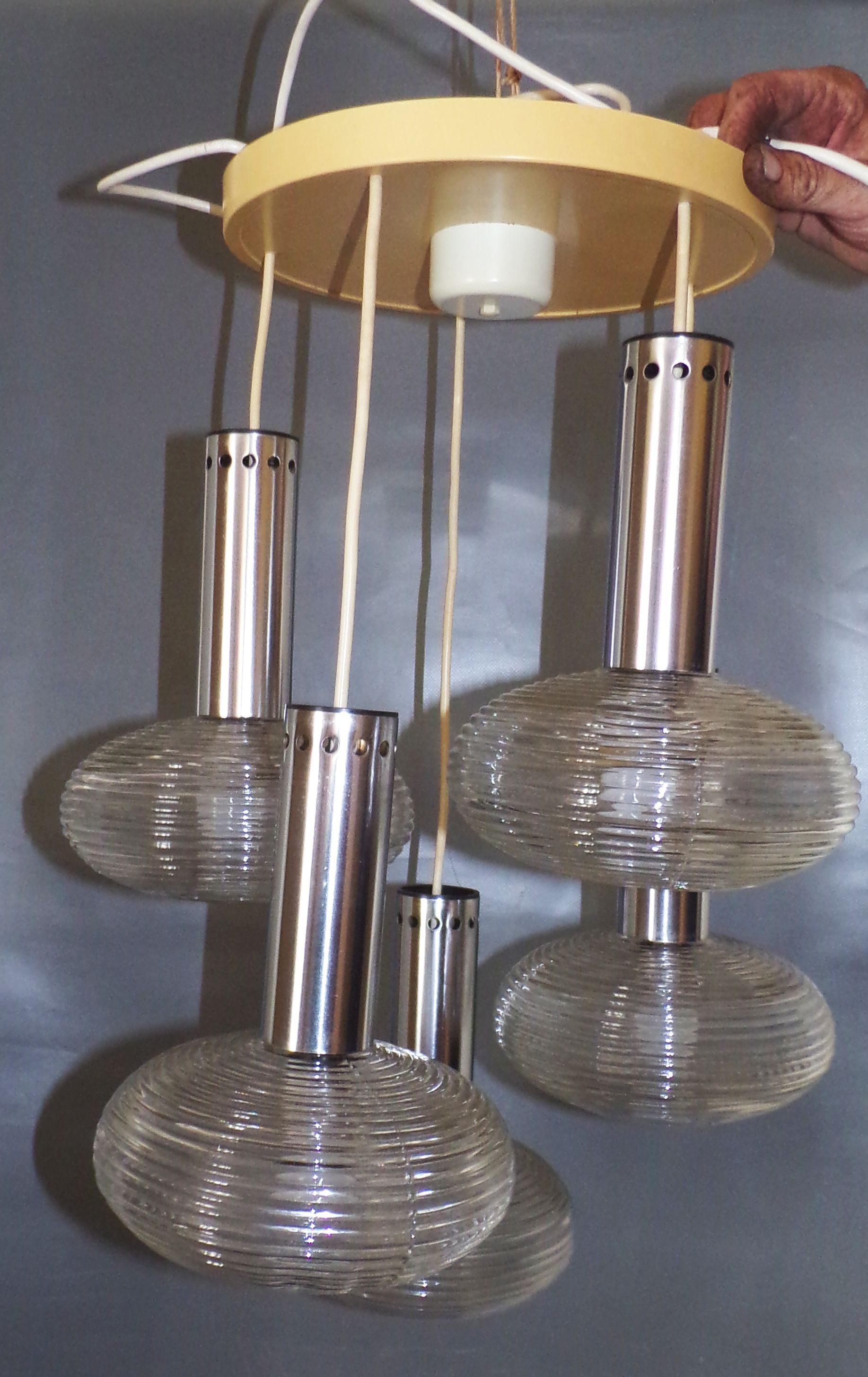 Alte Kaskadenlampe Ufo Glas E14 Deckenleuchte 5er Pendellampe GDR 