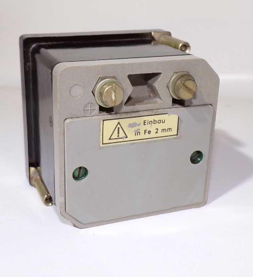 Altes Voltmeter 0 bis 250 Schalttafel 1 von 3 Meßgerät 