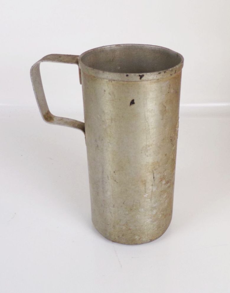 Alter Aluminium Behälter 1 Liter Deko Becher Pflanzgefäß 