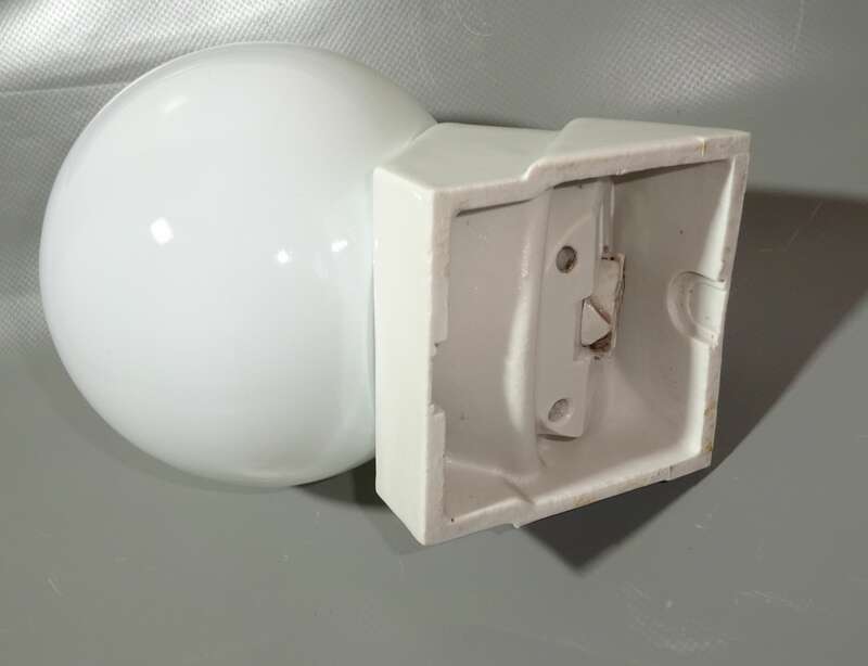 Alte Kugellampe Weiss Porzellan Glas Wandlampe Deckenlampe Vintage