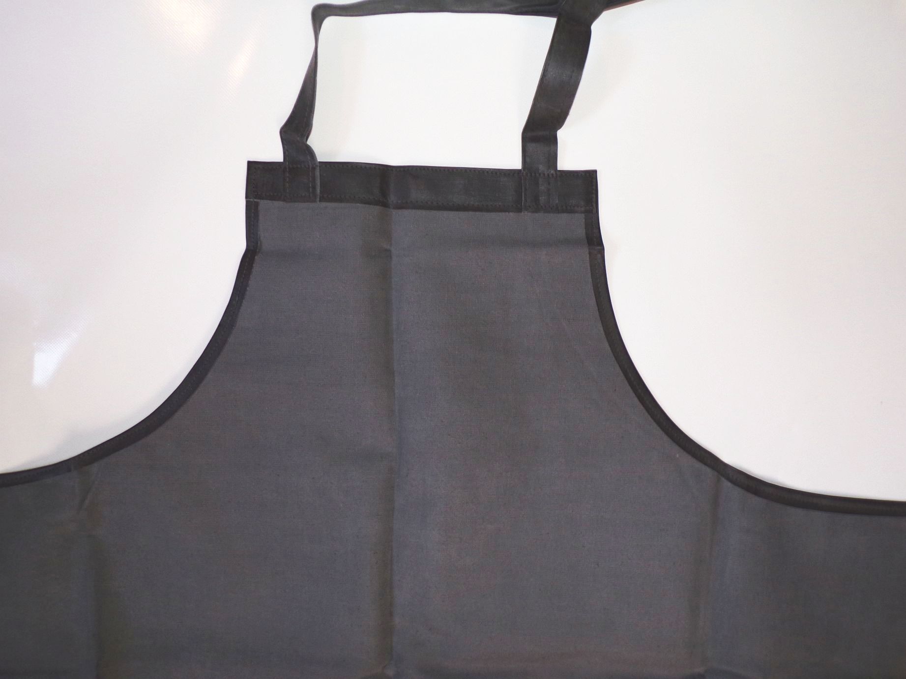 Alte Gummi Schürze Arbeitsschutz Grau DDR Vintage Alte Gummi Schürze Arbeitsschutz Grau DDR Vintage