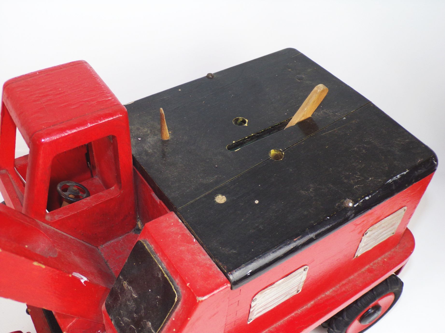 Alter Bagger DDR Holz Rot Drehbagger um 1960 Holzspielzeug