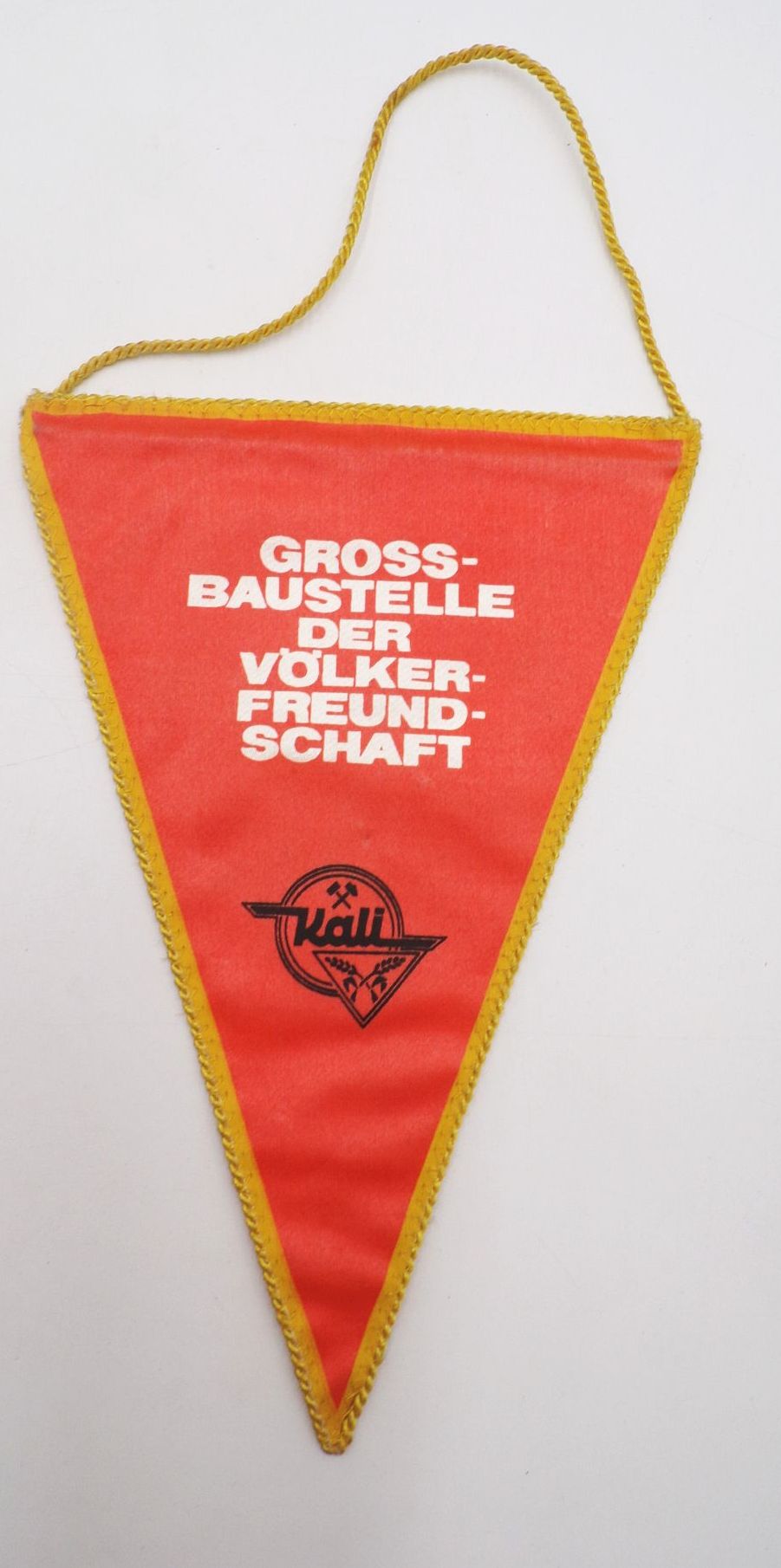 Wimpel Großbaustelle der Völkerfreundschaft Kali Zielitz DDR Wimpel Großbaustelle der Völkerfreundschaft Kali Zielitz DDR