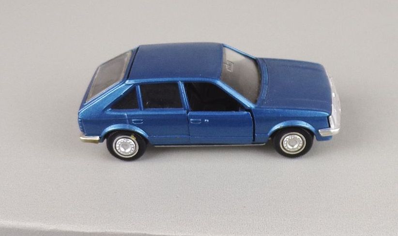 Gama Mini Opel Kadett Limousine 5 Türig Blau Gama Mini Opel Kadett Limousine 5 Türig Blau