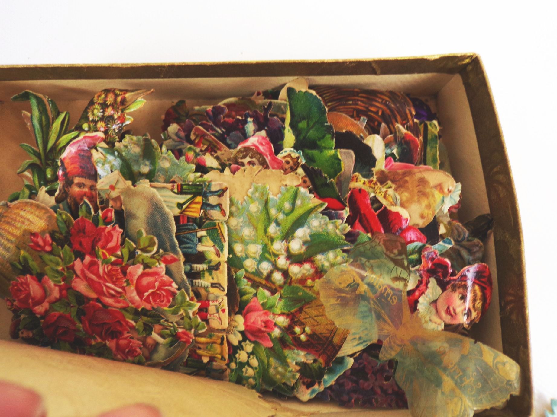 Konvolut alte Oblaten Glanzbilder um 1900 scraps