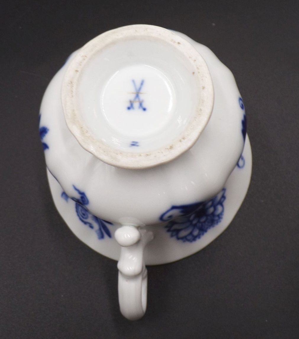 Alte Meissen Tasse mit Unterasse Zwiebelmuster 2 Wahl Form Knaufzeit