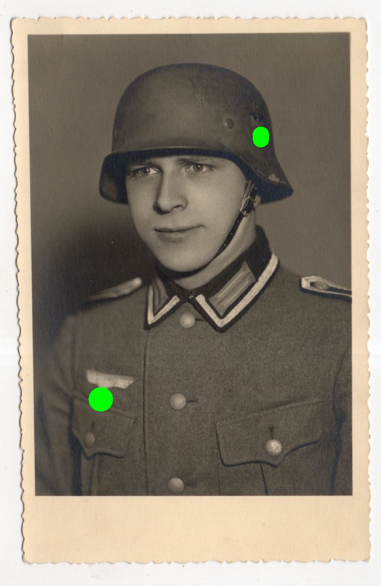 Foto Ak Infanterie Soldat mit Stahlhelm 2 Weltkrieg