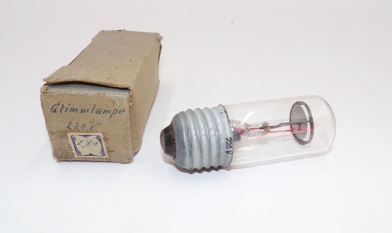 Alte Glimmlampe 220 Volt E27 vintage Beleuchtung Leuchtmittel Alte Glimmlampe 220 Volt E27 vintage Beleuchtung Leuchtmittel