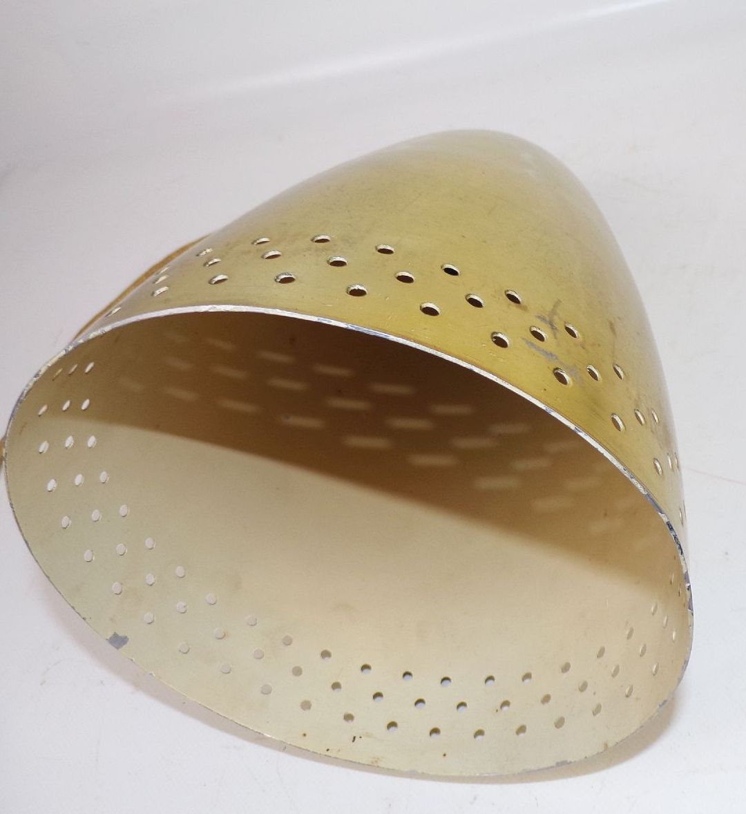 Alte Design Deckenleuchte Metall E27 DDR Deko Lampe Pendelleuchte