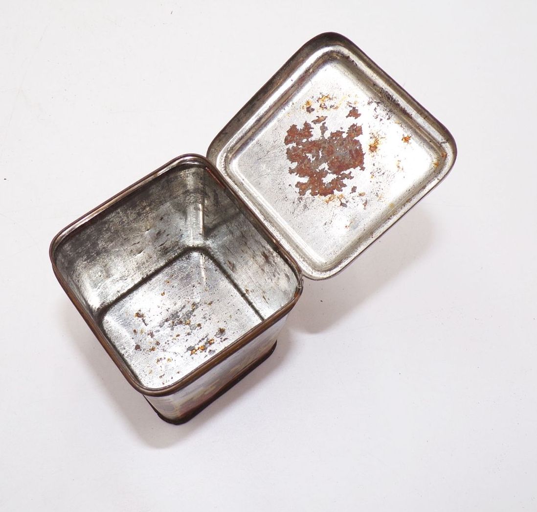 Teedose Asiatika Motiv um 1900 Antik Blechdose Teedose Asiatika Motiv um 1900 Antik Blechdose