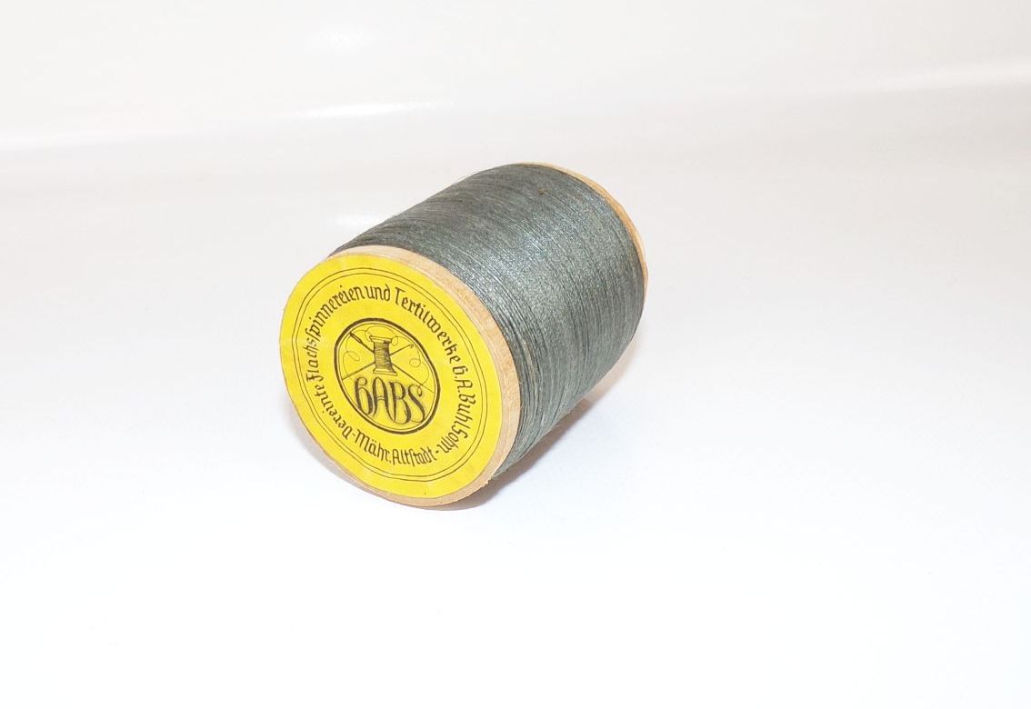 Alter Zwirn Feldgrau Garn 2 Wk Militär Restaurierung Holzspule Alter Zwirn Feldgrau Garn 2 Wk Militär Restaurierung Holzspule