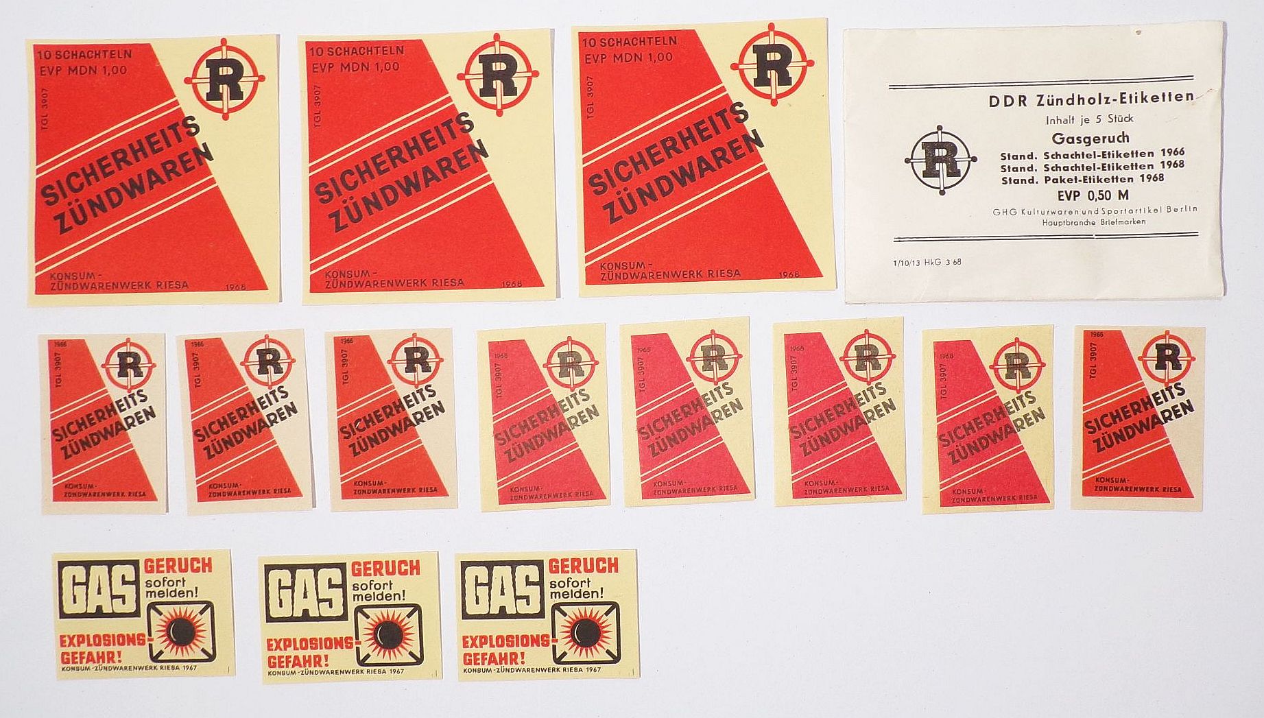 Alte Streichholzetiketten Gasgeruch GHG Kulturwaren Sportartikel Berlin DDR