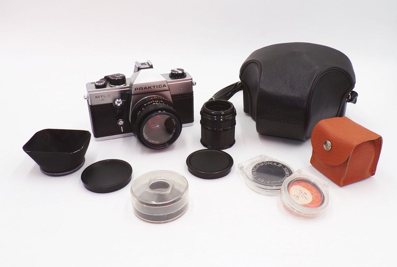 Praktica MTL 5 Spiegelreflexkamera Pentacon mit Zubehör