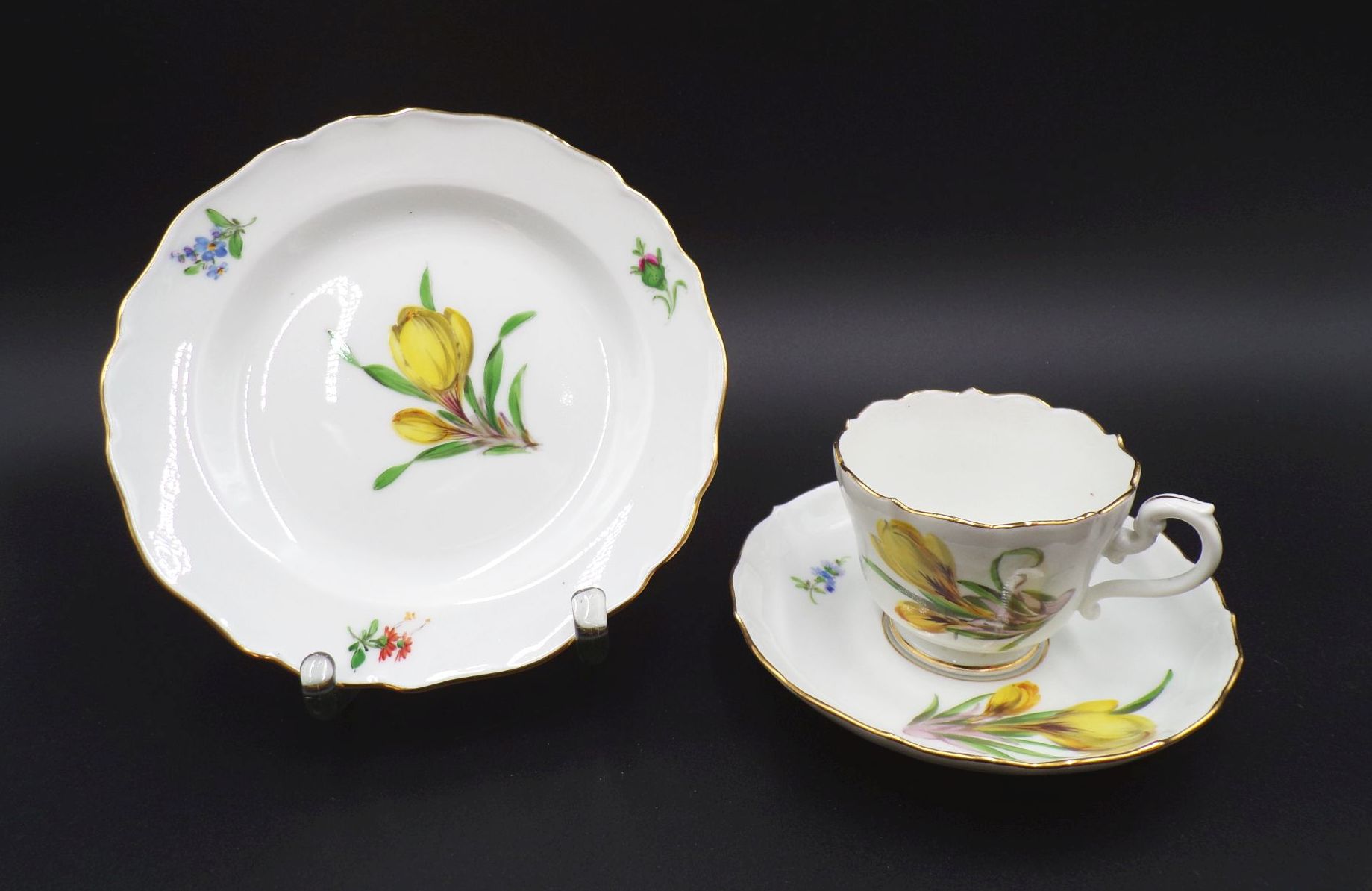 Altes Meissen Porzellan Gedeck 3teilig gelbes Krokus