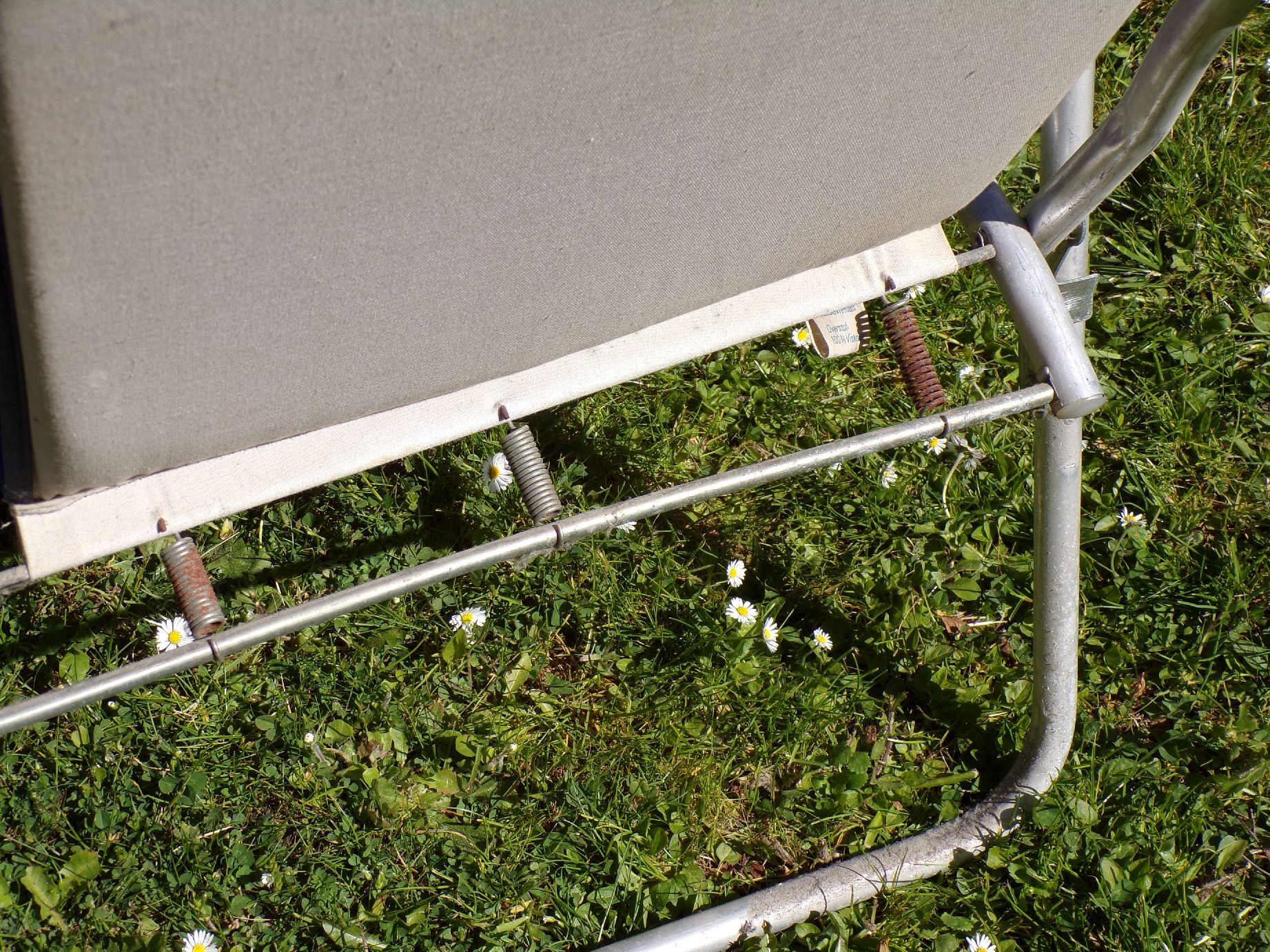 Alter Campingstuhl DDR Alu Polsterstoff Blau Weiß Rot Klappstuhl