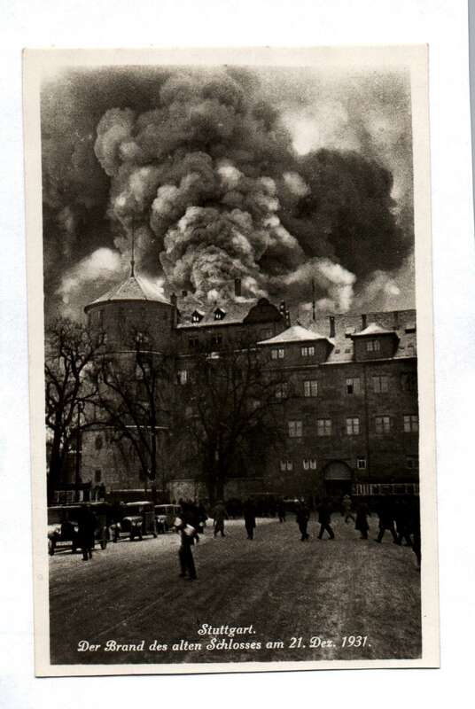 Ak Echtfoto Stuttgart Der Brand des alten Schlosses am 21. Dez. 1931