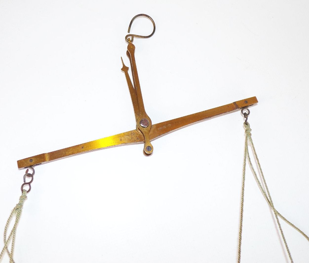 Waage Antik Messing Taschenwaage 100 gramm Deko Waage Antik Messing Taschenwaage 100 gramm Deko