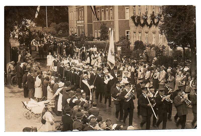 Ansichtskarte Bischofswerda Jahrfeier 4 Stück Postkarte 1927 Ansichtskarte Bischofswerda Jahrfeier 4 Stück Postkarte 1927