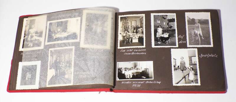 Altes Fotoalbum Kindheit Spielzeug Schule Zeppelin Fotos um 1936 