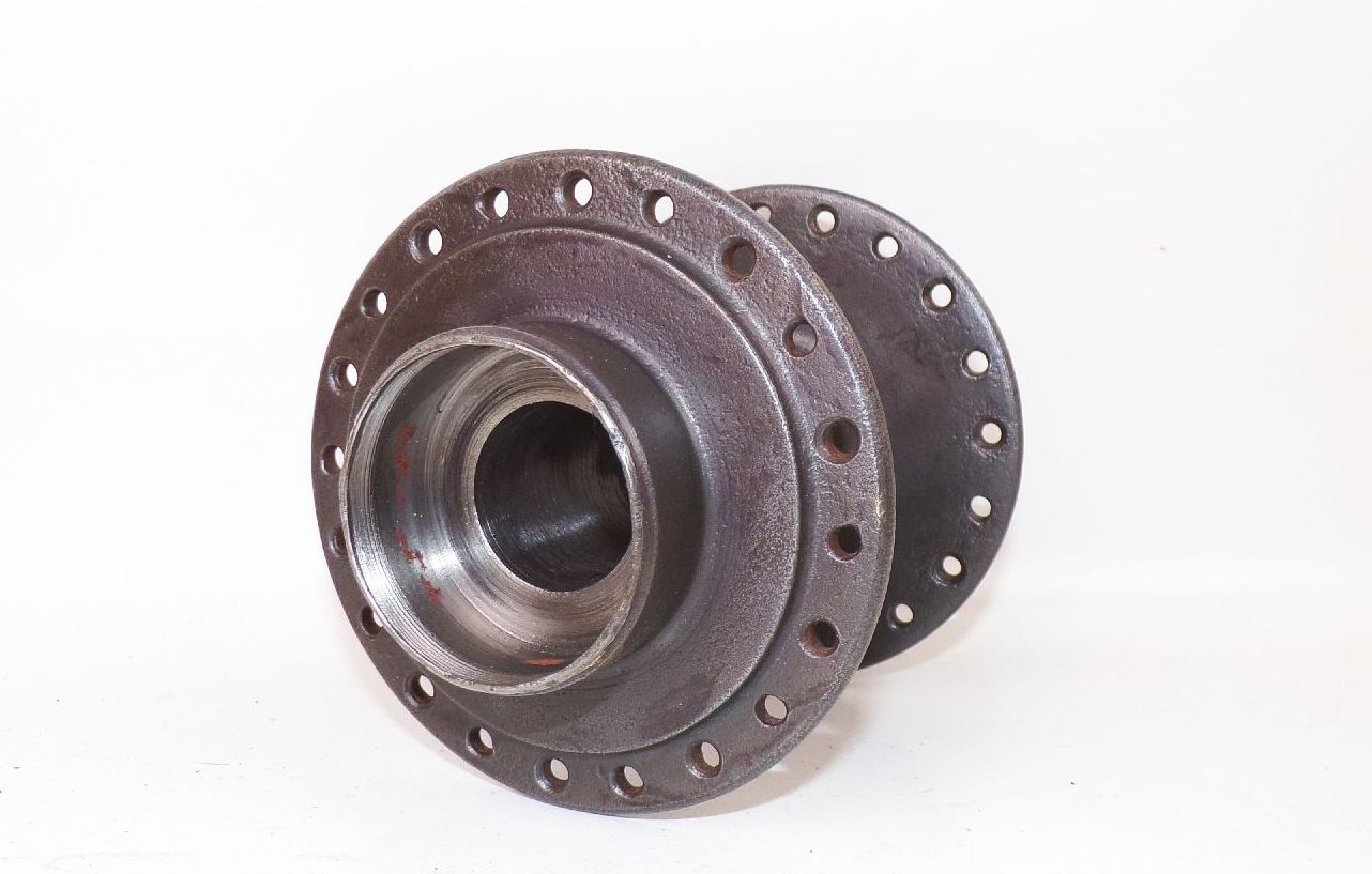 Alte Motorradnabe Achse 20 Loch Oldtimer wohl Hinterradnabe 