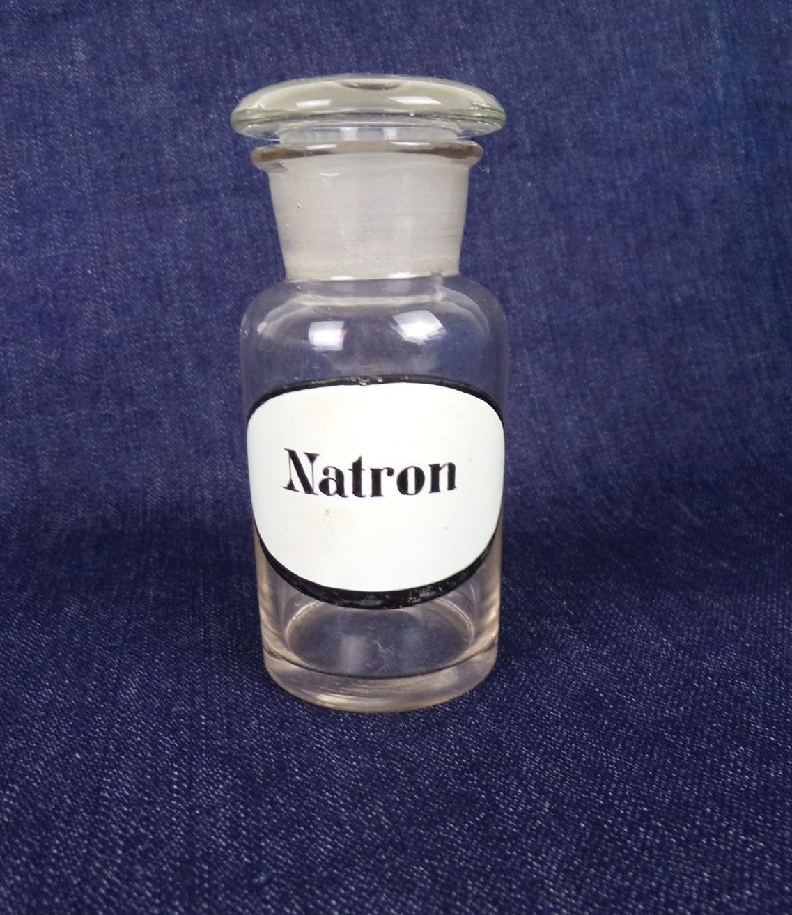 Alte Flasche Natron Vorratsgefäß Deko Apothekerflasche 100 ml Glas 
