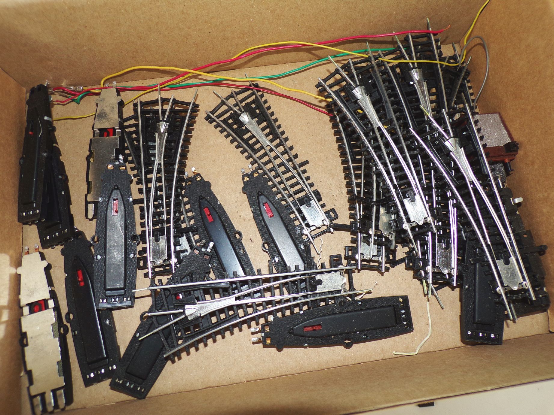 XL Konvolut Gleise Weichen Schienen TT und H0 Gleismaterial