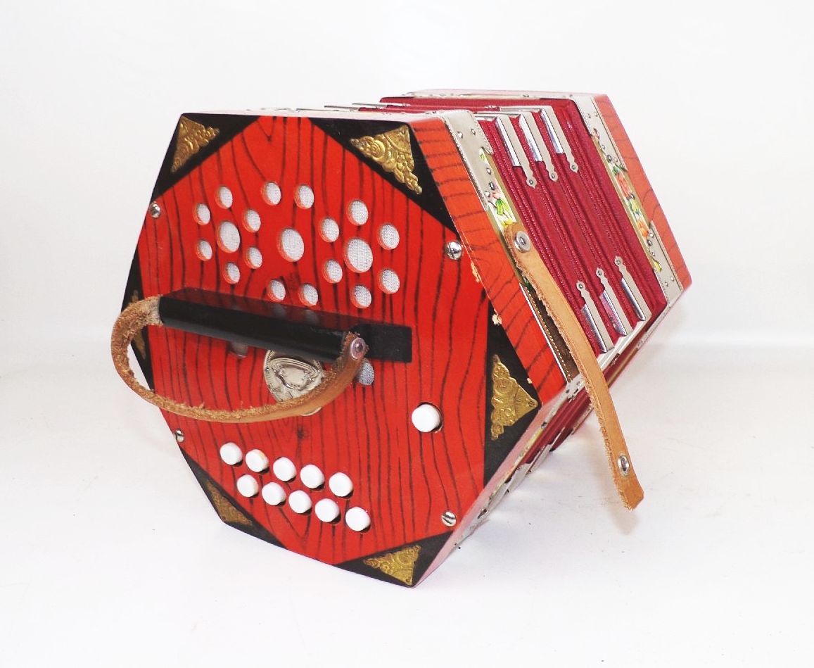 Alte Concertina DDR Akkordeon Handharmonika mit Originalkarton Alte Concertina DDR Akkordeon Handharmonika mit Originalkarton