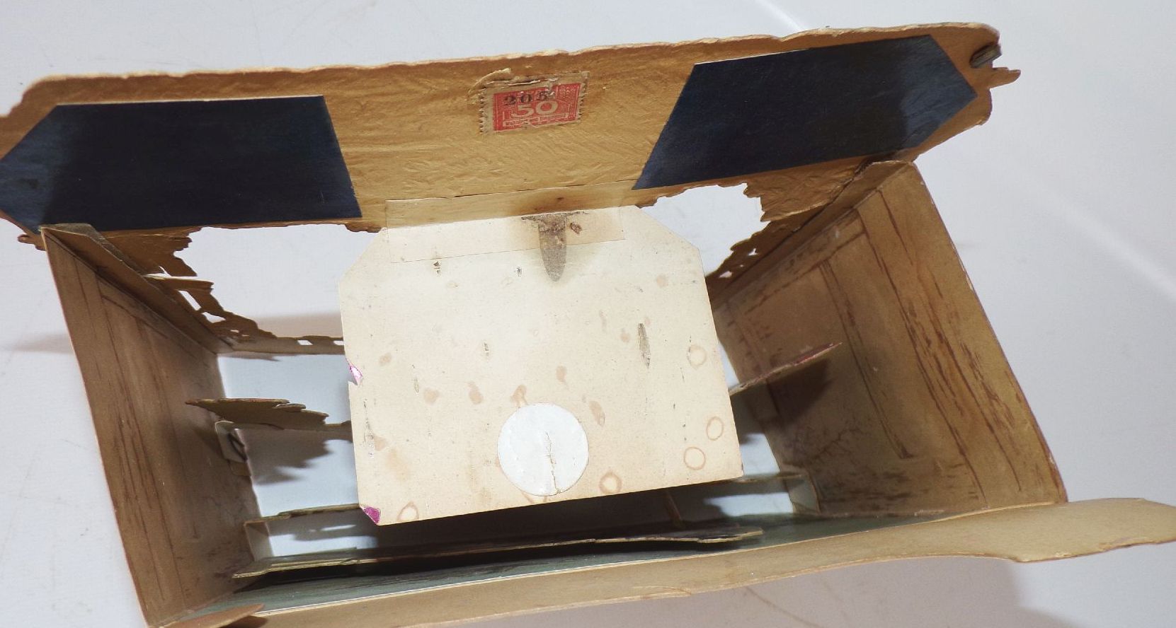 Alte Krippe aus Papier um 1900 lithografierte Weihnachtskrippe 